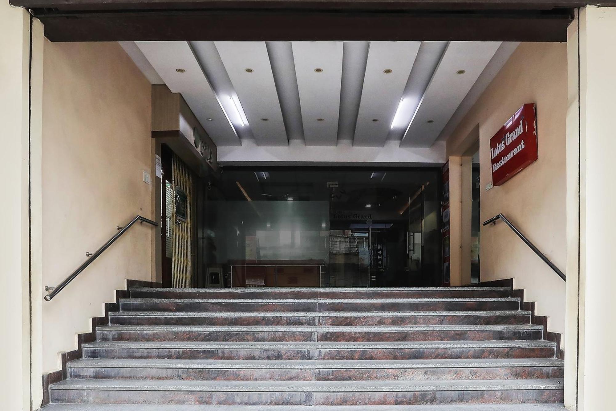 Hotel Super Collection O Lotus Grand Near Secunderabad Railway Station Exterior foto