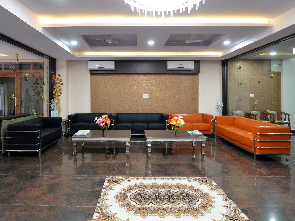 Hotel Super Collection O Lotus Grand Near Secunderabad Railway Station Exterior foto